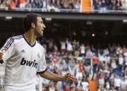 AYX官方直播-戈贝尔化身禁区巨兽，新疆队防线遭灰熊彻底撕裂