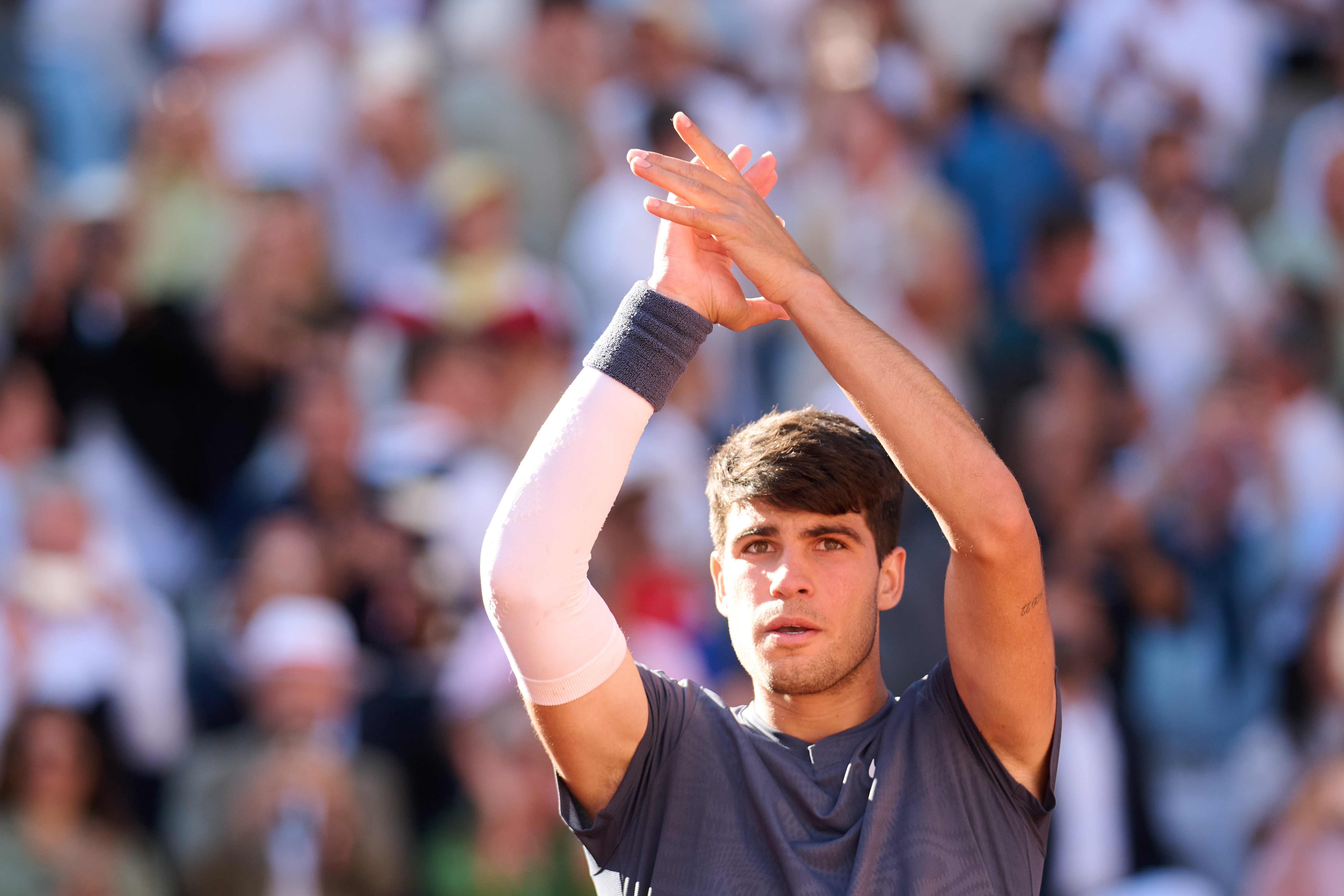 法网绝杀联合杯，兹维列夫统治全场