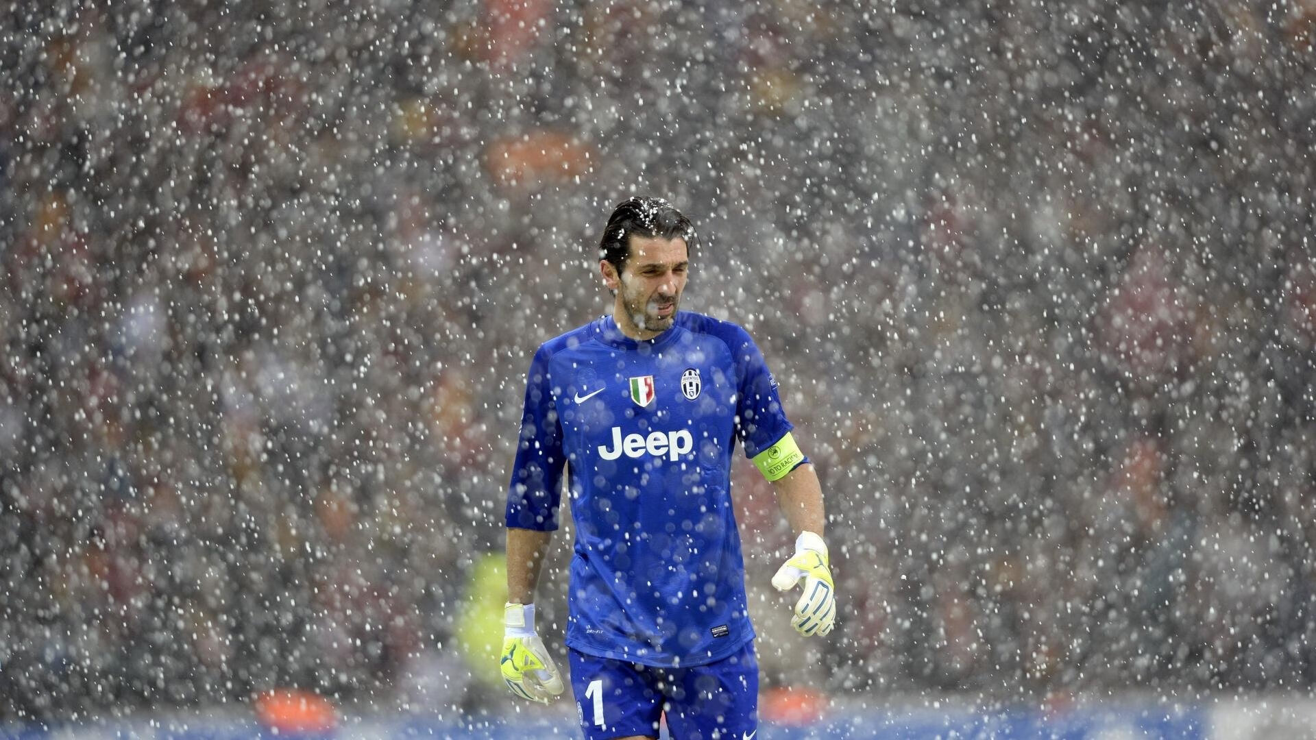 黄潜风暴与东瀛铁闸，当比利亚雷亚尔击溃尼日利亚，富安健洋在国家德比中定义新时代